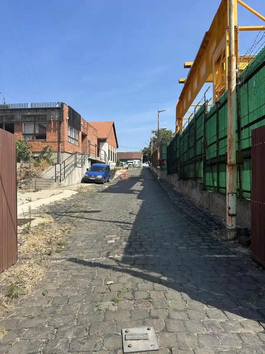 eladó ipari ingatlan, Budapest, XXI. kerület