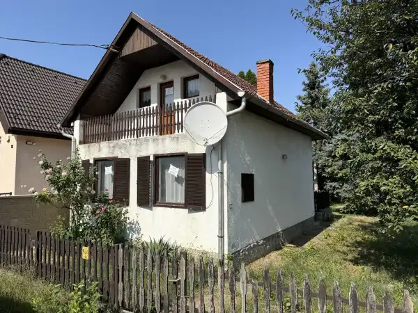 Eladó nyaraló, Dunasziget 4 szoba 65 m² 32.4 M Ft