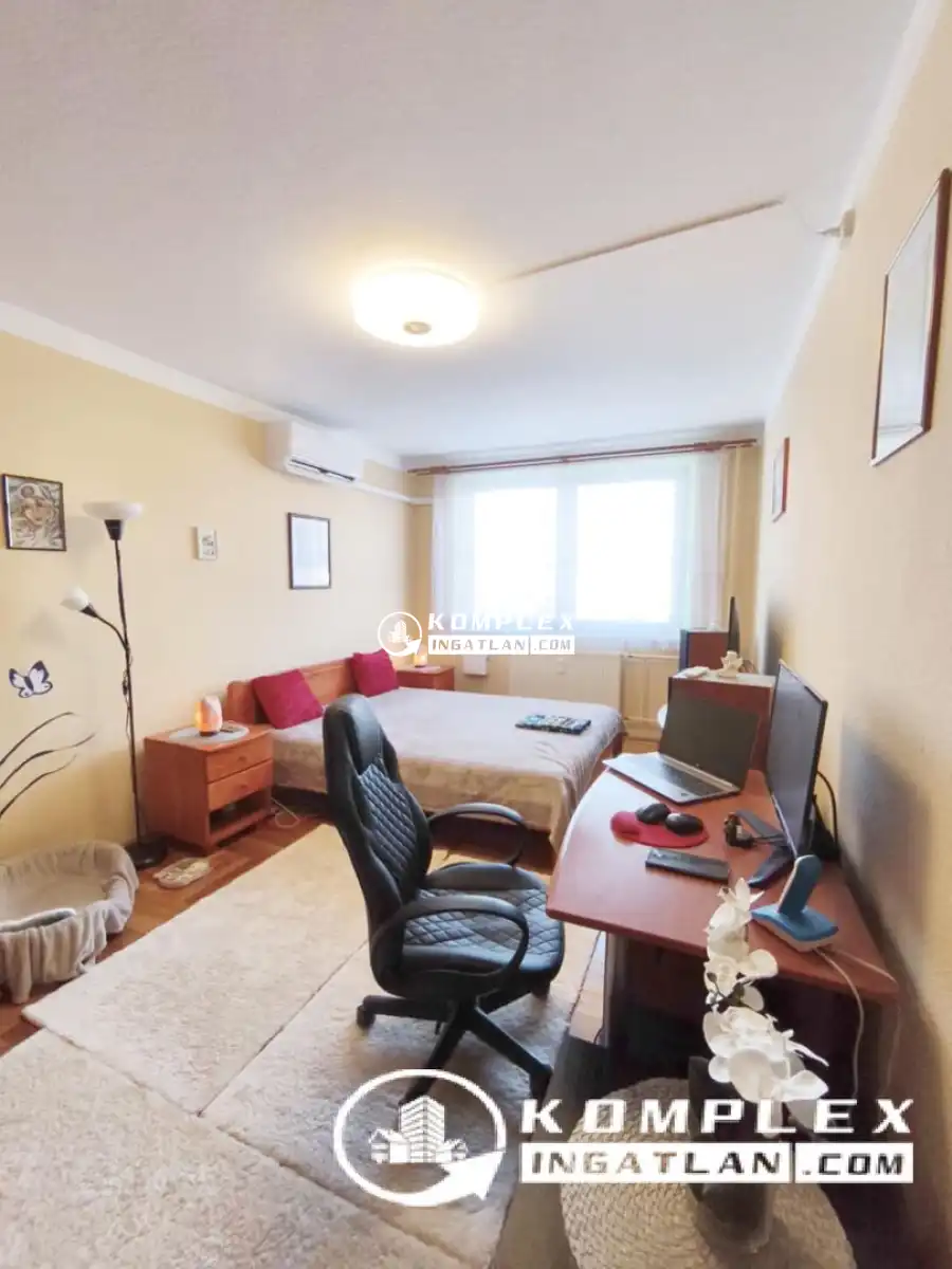 eladó panellakás, Budapest, III. kerület