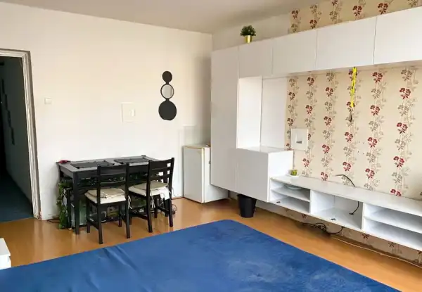 Eladó panellakás, Budapest, X. kerület 4+1 szoba 76 m² 64.9 M Ft