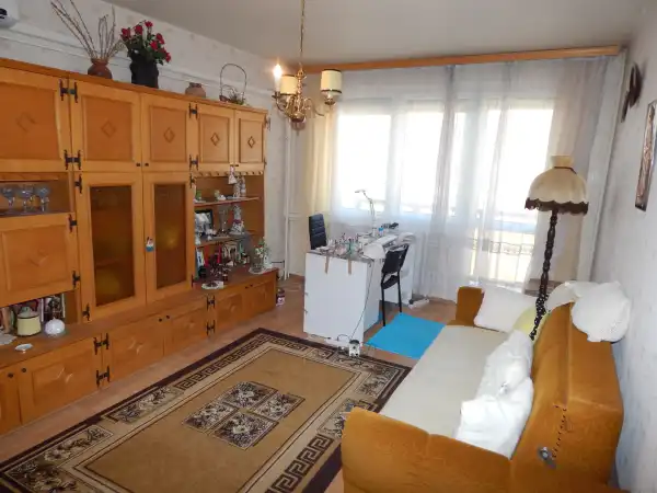 Eladó panellakás, Tatabánya 2 szoba 50 m² 34.9 M Ft