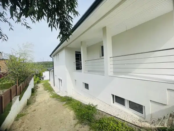 Eladó új építésű családi ház, Budapest, III. kerület 6 szoba 353 m² 339 M Ft