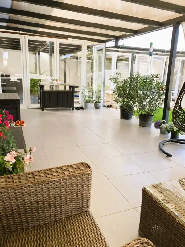 Eladó újszerű családi ház, Nagytarcsa 4 szoba 170 m² 280 M Ft