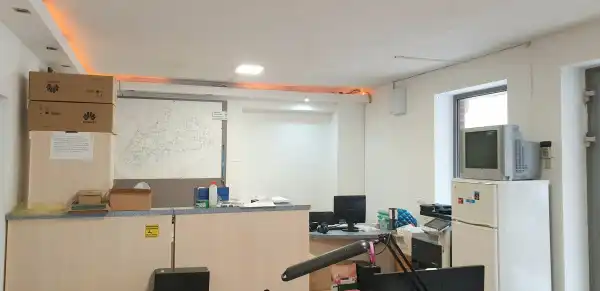 Eladó újszerű iroda földszinti, utcai, Budapest, IX. kerület 1 szoba 50 m² 60.1425 M Ft