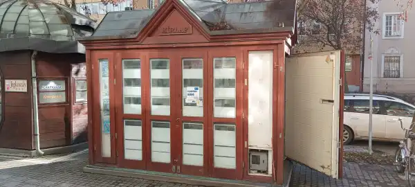 Eladó üzlethelyiség utcai bejáratos, Nyíregyháza 1 szoba 6 m² 5.5 M Ft