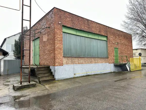 Kiadó ipari ingatlan, Budapest, XXI. kerület 3 szoba 250 m² 405 E Ft/hó
