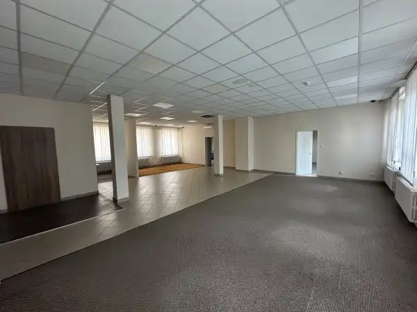 Kiadó iroda, Budapest, XIII. kerület 4 szoba 204 m² 537 E Ft/hó