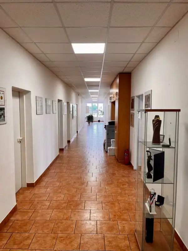 Kiadó irodaházban B, B+ kat., Budapest, IX. kerület 10 szoba 20 m² 122 E Ft/hó