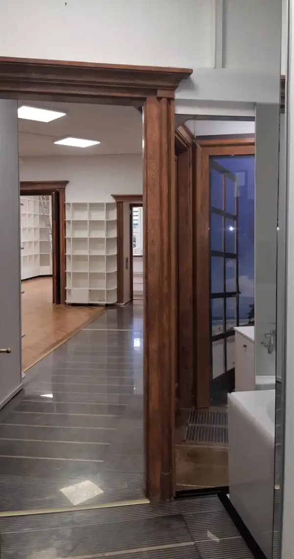 Kiadó újszerű üzlethelyiség utcai bejáratos, Budapest, II. kerület 6 szoba 175 m² 891 E Ft/hó